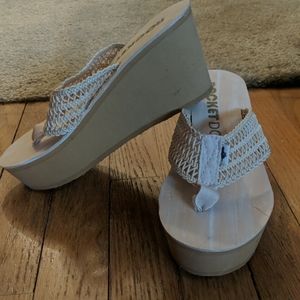 Rocket dog Wedge flip flops